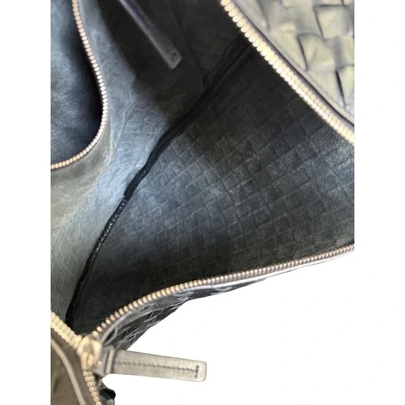 Bottega Veneta Intrecciato Black Leather Crossbody Messenger Bag Silver Hardware - Picture 6 of 9